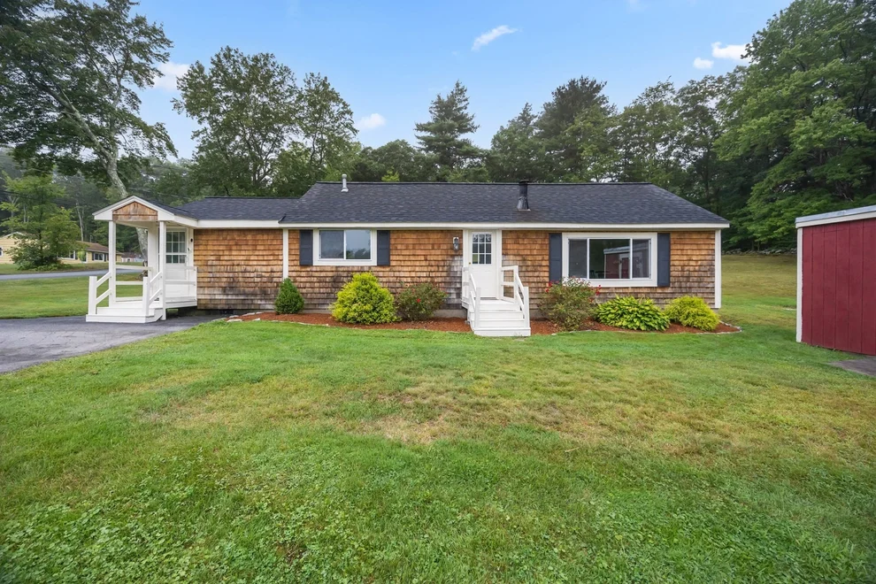 Unit for sale at 185 Linden St, Berlin, MA 01503