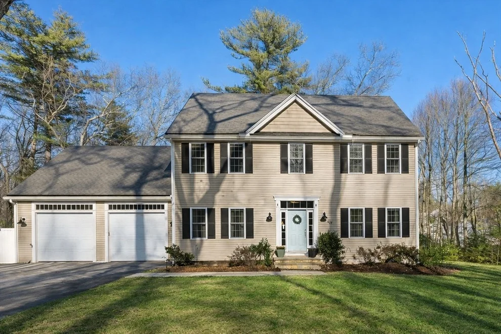 Unit for sale at 578 Carpenter Rd, Northbridge, MA 01588