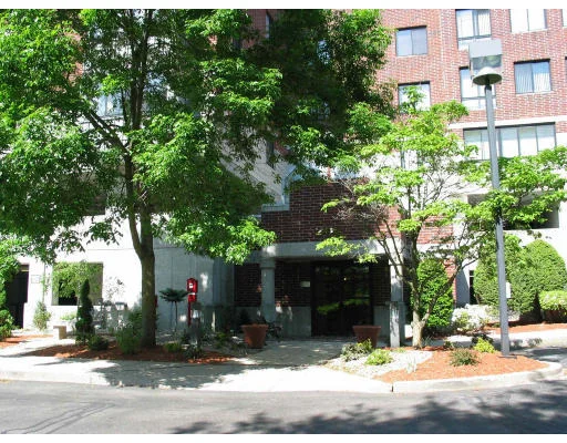 Unit for sale at 200 Ledgewood Dr, Stoneham, MA 02180