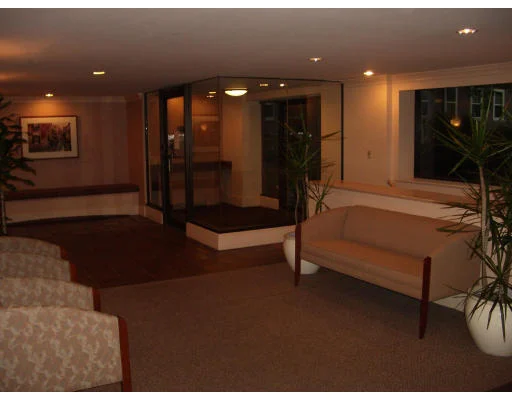 Unit for sale at 131 Sewall Ave, Brookline, MA 02446
