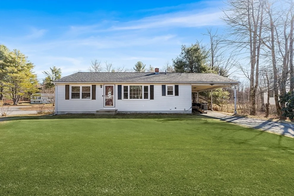 Unit for sale at 10 Valerie Cir, Ashburnham, MA 01430