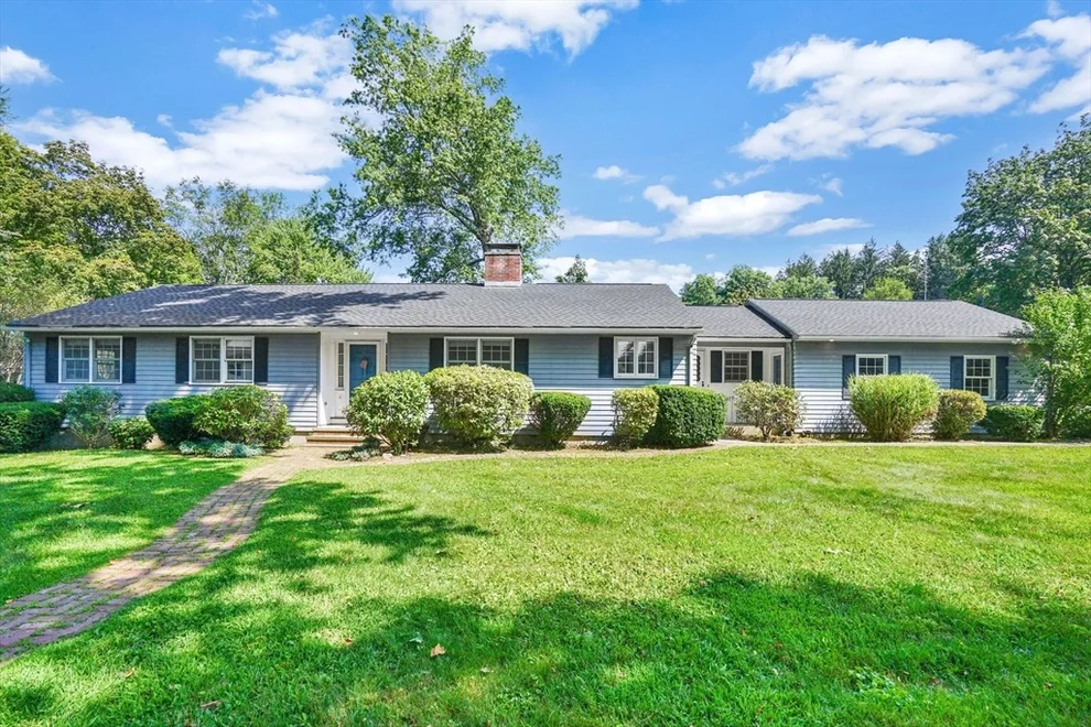 Unit for sale at 11 Sycamore Knls, South Hadley, MA 01075