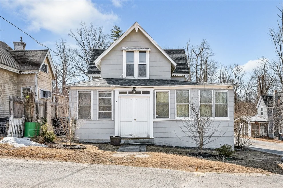 Unit for sale at 2 Lakeview Ave, Sterling, MA 01564