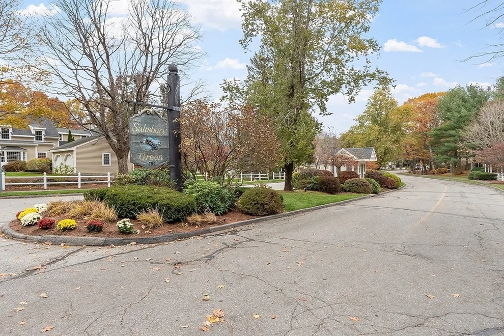 Unit for sale at 4004 Brompton Circle, Worcester, MA 01609