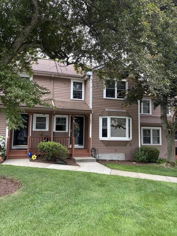 Unit for sale at 200 Heroux Blvd, Cumberland, RI 02864