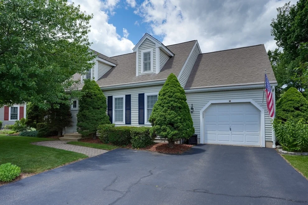 Unit for sale at 25 Intervale Farm Ln, Northborough, MA 01532