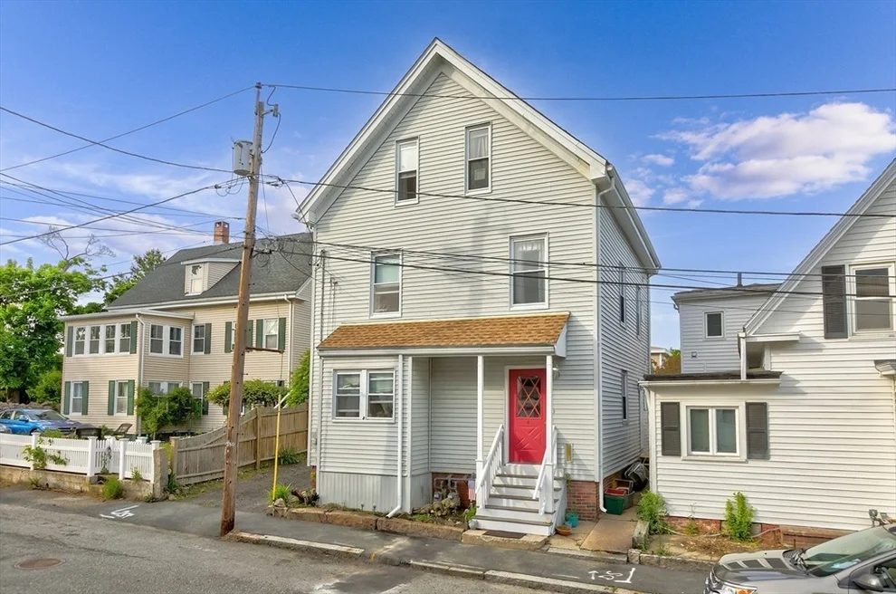 Unit for sale at 4 Myrtle Sq, Gloucester, MA 01930
