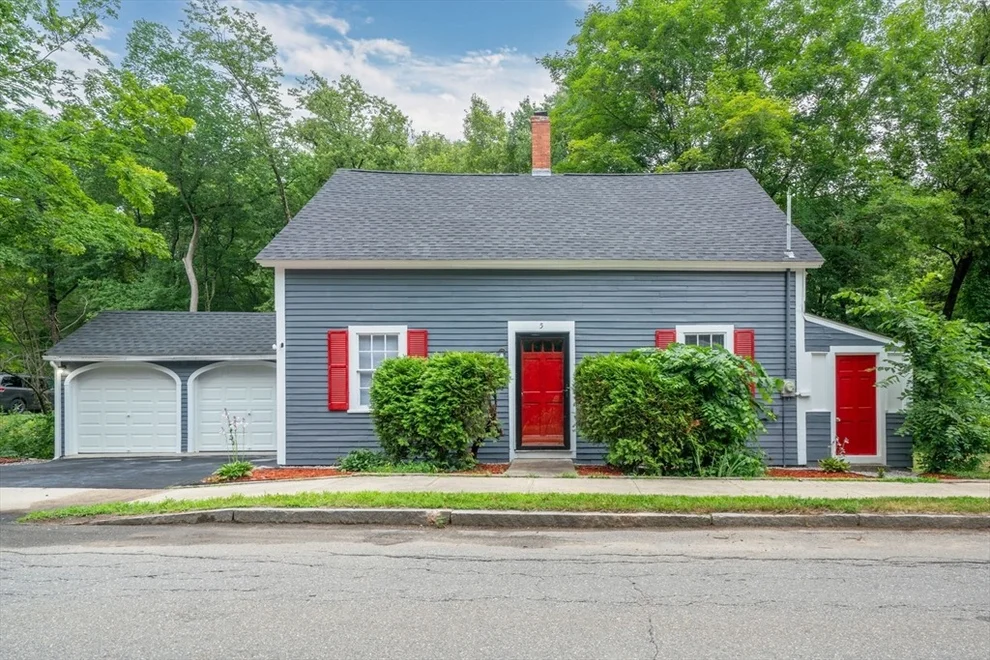 Unit for sale at 5 Bond, Brookline, NH 03033