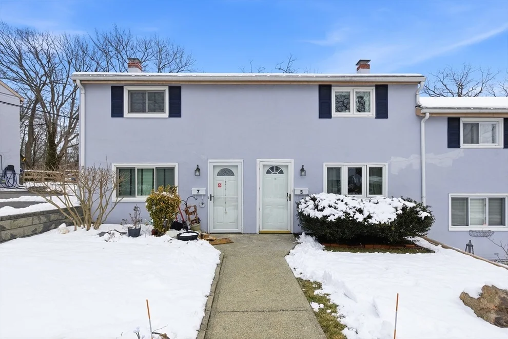 Unit for sale at 5 Lewis Farm Rd, Dedham, MA 02026