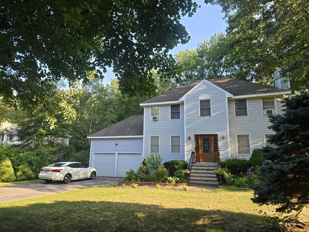 Unit for sale at 5 Flynn Way, Wilmington, MA 01887
