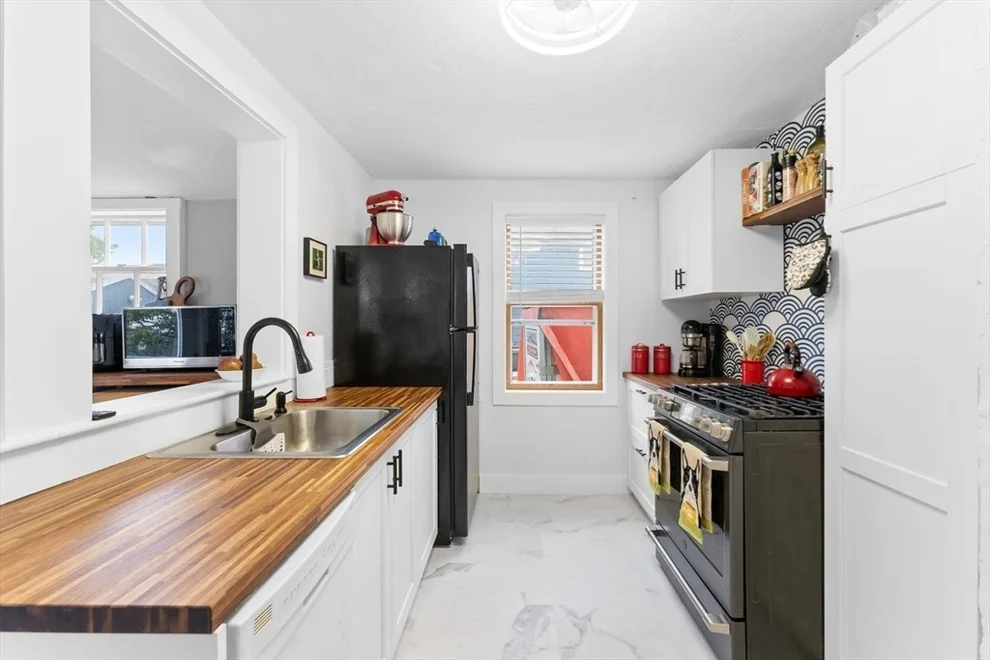 Unit for sale at 24 Elliot St, Winthrop, MA 02152