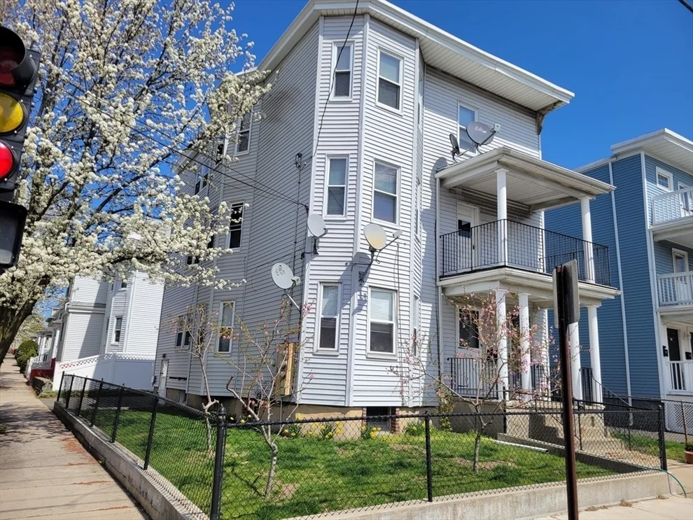 Unit for sale at 21 Bryant St, Everett, MA 02149