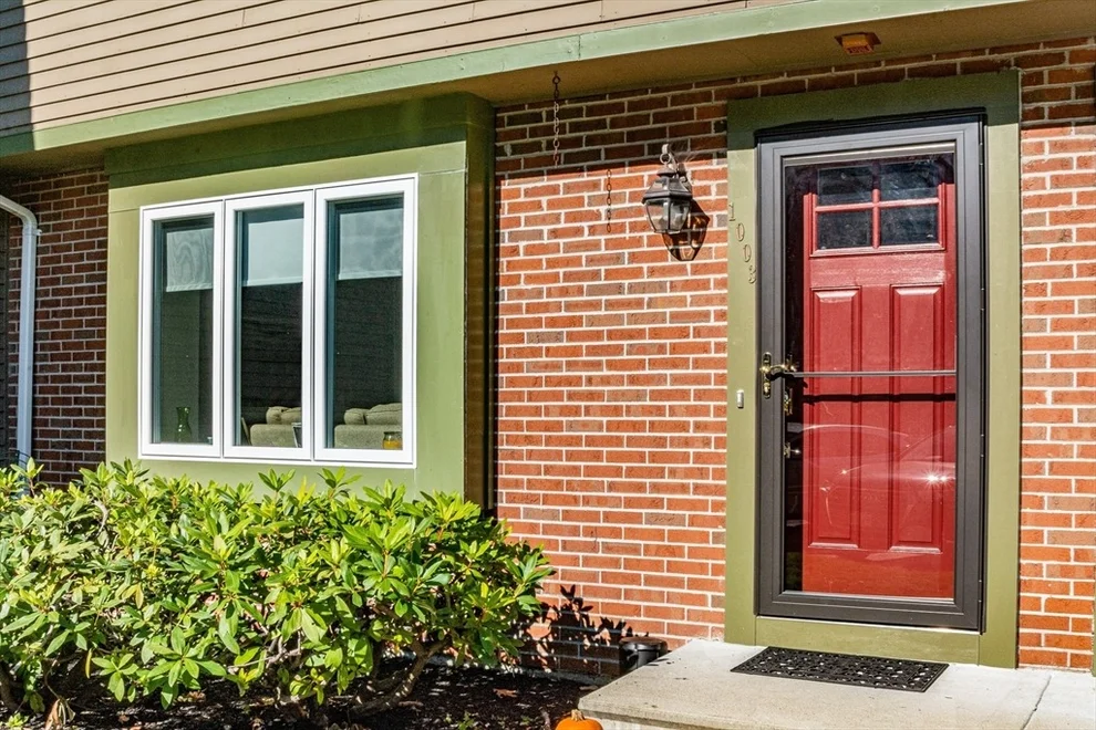 Unit for sale at 1003 Lewis O Gray Dr, Saugus, MA 01906