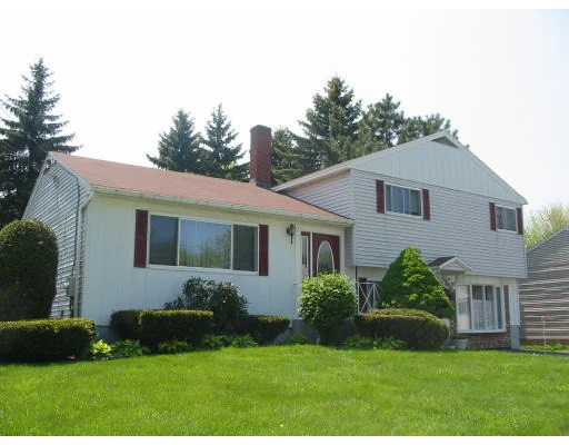 Unit for sale at 48 Blanchard St, Leominster, MA 01453