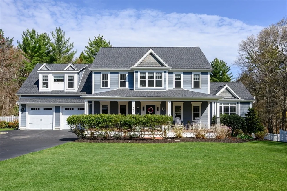 Unit for sale at 301 Grove St, Norwell, MA 02061