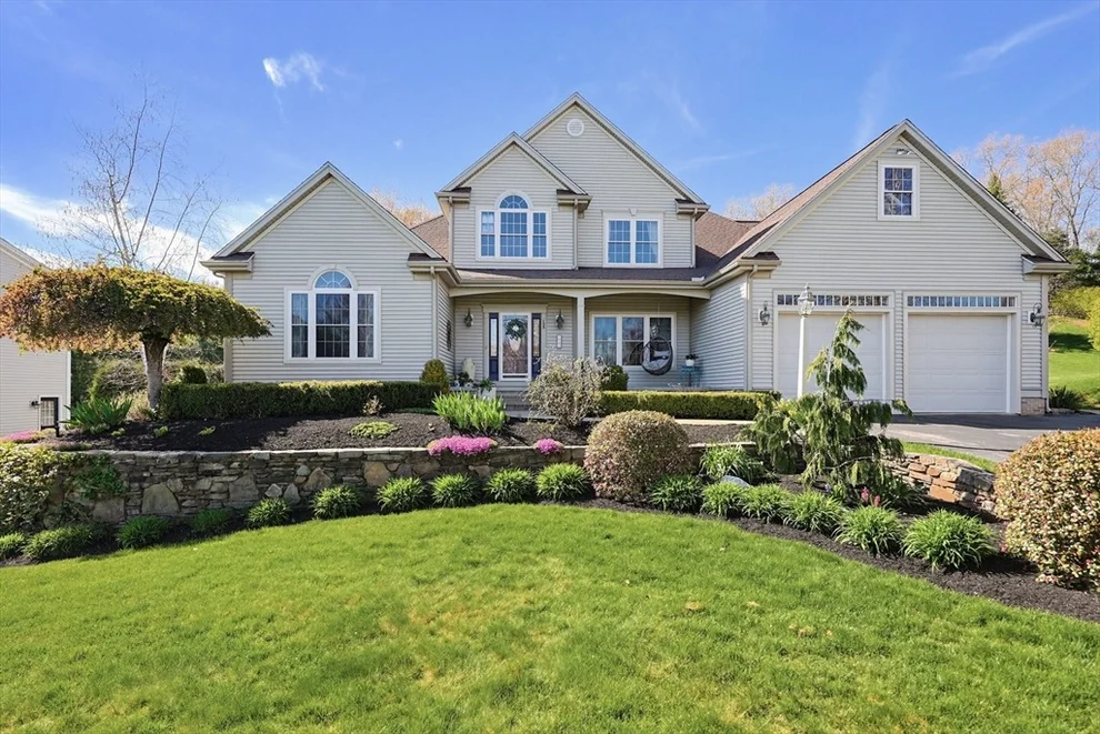 Unit for sale at 135 Pokanoket Path, Wrentham, MA 02093