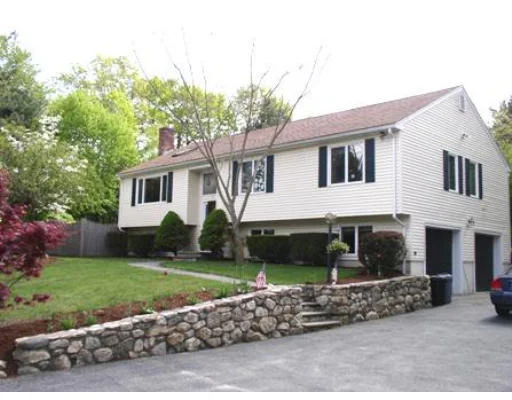 Unit for sale at 2 Jodie Road, Framingham, MA 01702