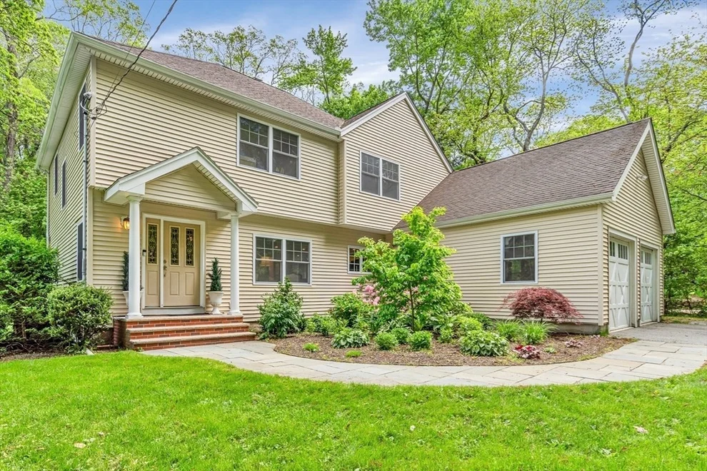 Unit for sale at 121 Shade St, Lexington, MA 02421