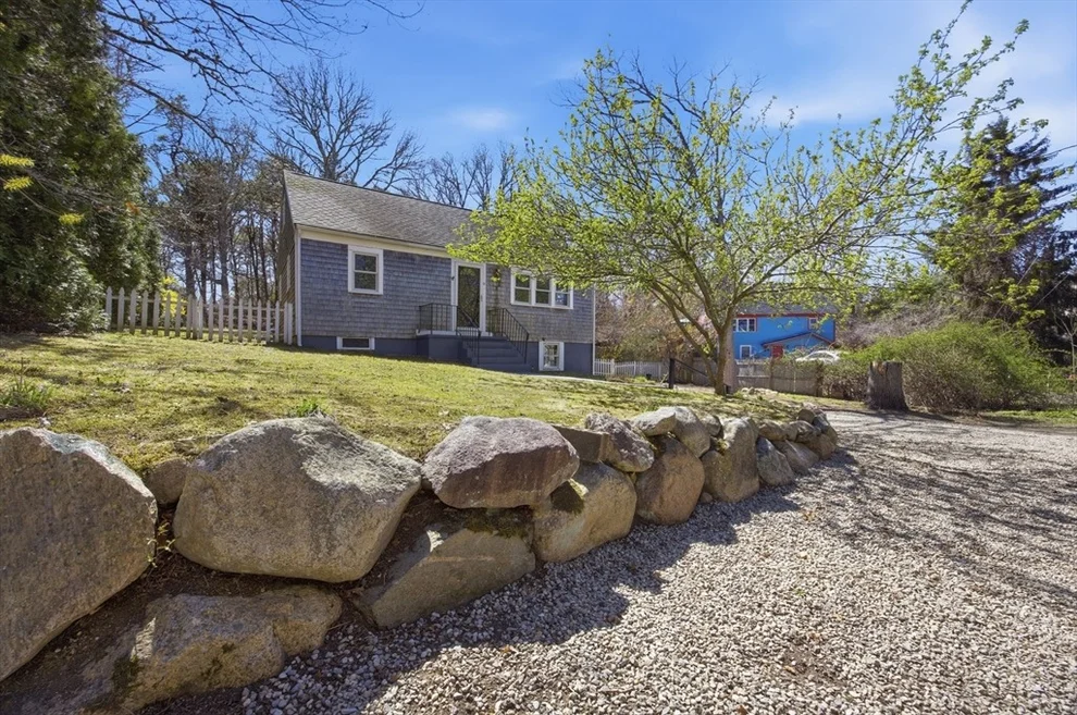 Unit for sale at 14 Saint Anns Ln, Falmouth, MA 02536