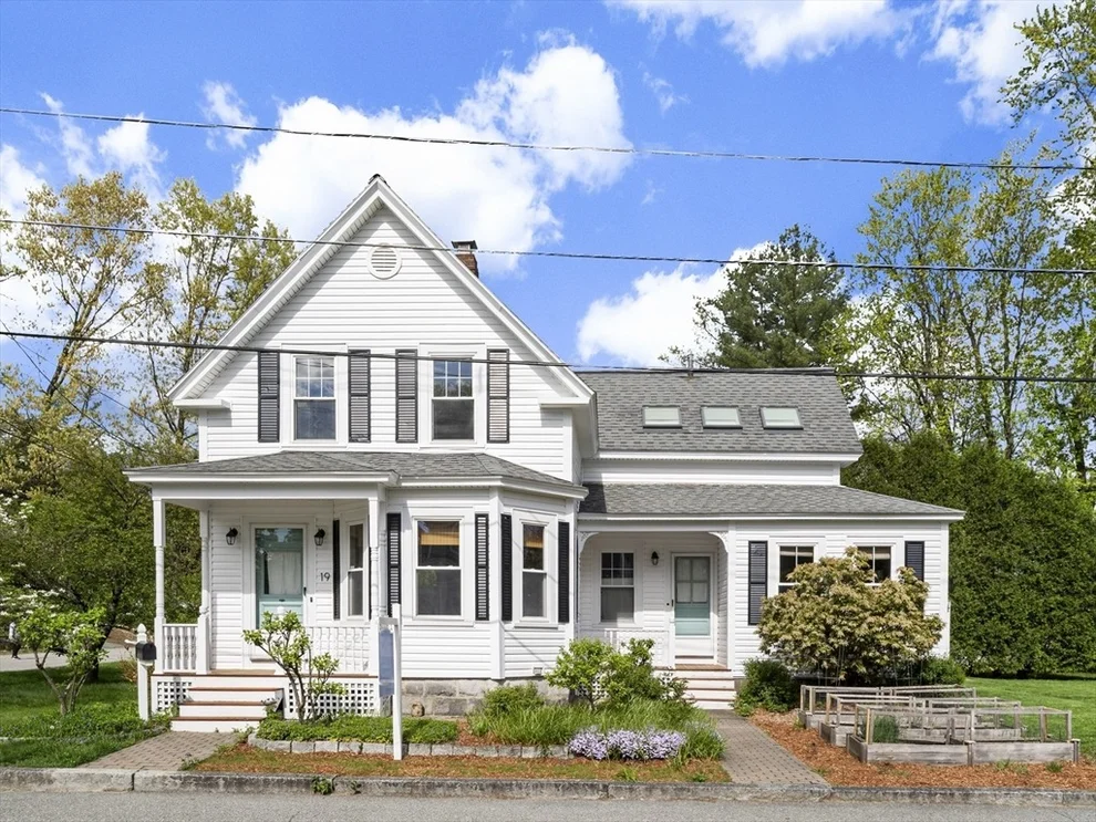 Unit for sale at 19 Evergreen St, Chelmsford, MA 01824