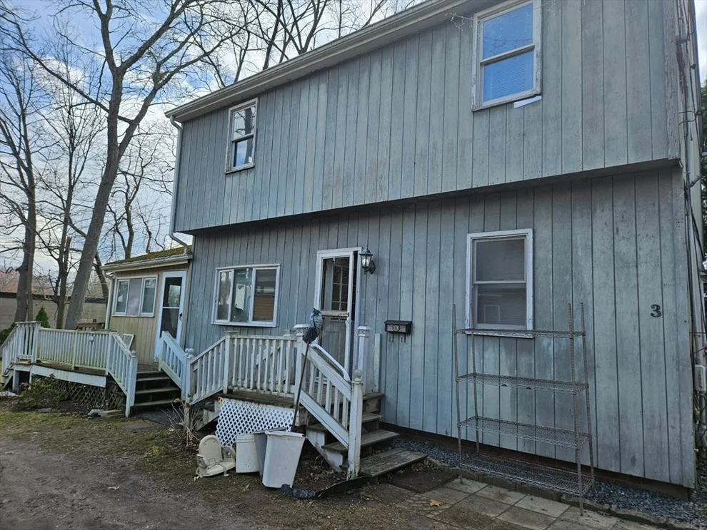 Unit for sale at 3 R Buttonwood Ter, Attleboro, MA 02703
