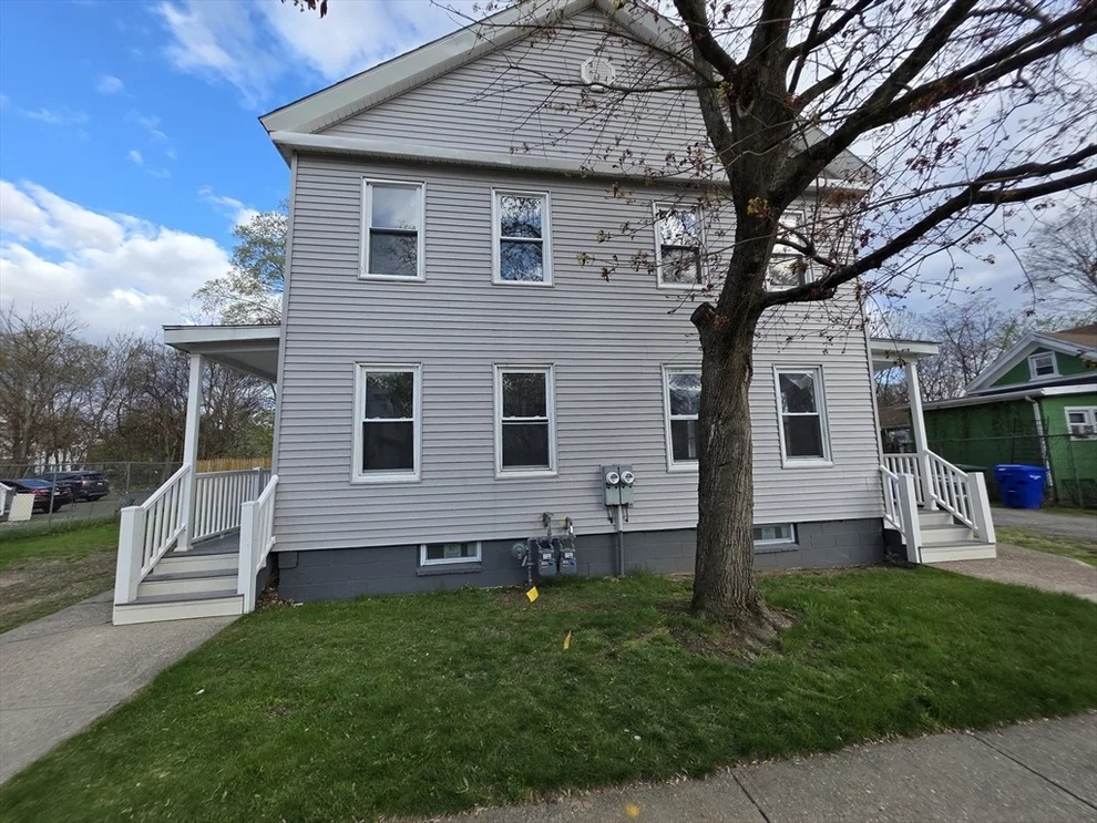 Unit for sale at 113-117 Cedar St, Springfield, MA 01105