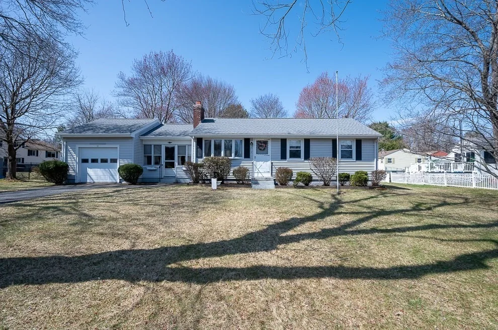Unit for sale at 11 James Ave, Marlborough, MA 01752