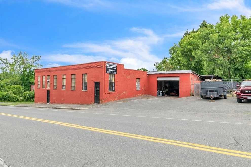 Unit for sale at 260 Columbus Ave, Pittsfield, MA 01202