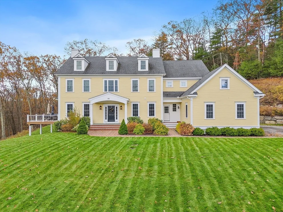 Unit for sale at 25 Old Stone Cir, Bolton, MA 01740