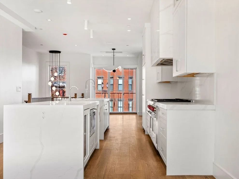 Unit for sale at 561 E Broadway, Boston, MA 02127
