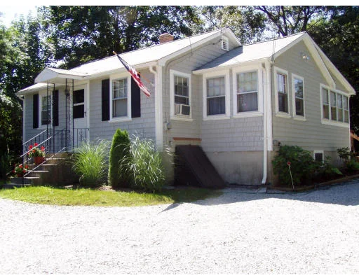 Unit for sale at 37 Standish St, Marshfield, MA 02050