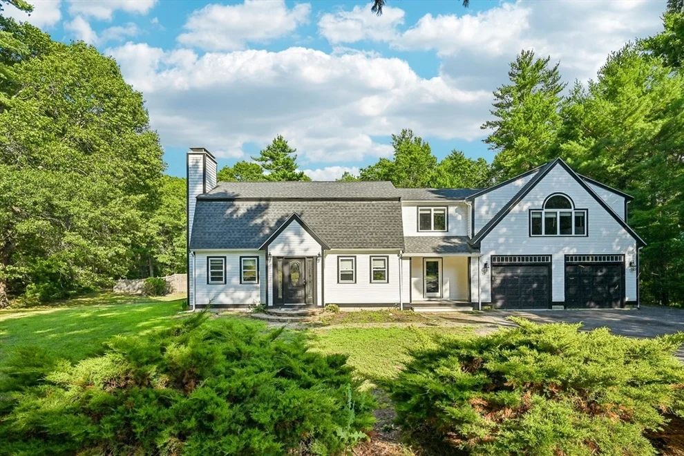 Unit for sale at 6 Susan Cir, Carver, MA 02330