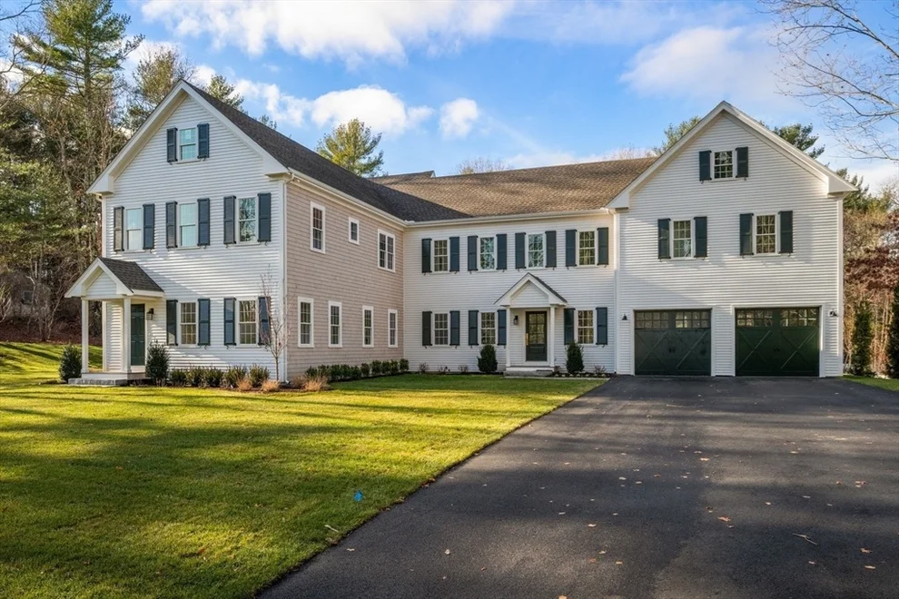 Unit for sale at 74 Teakettle Ln, Duxbury, MA 02332