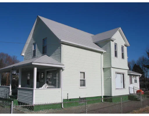 Unit for sale at 33 R Purchase St, Taunton, MA 02780