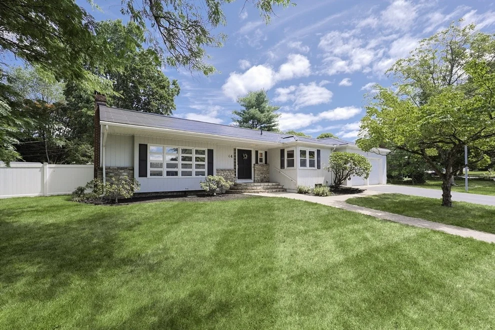 Unit for sale at 44 Ellis Dr, Worcester, MA 01609