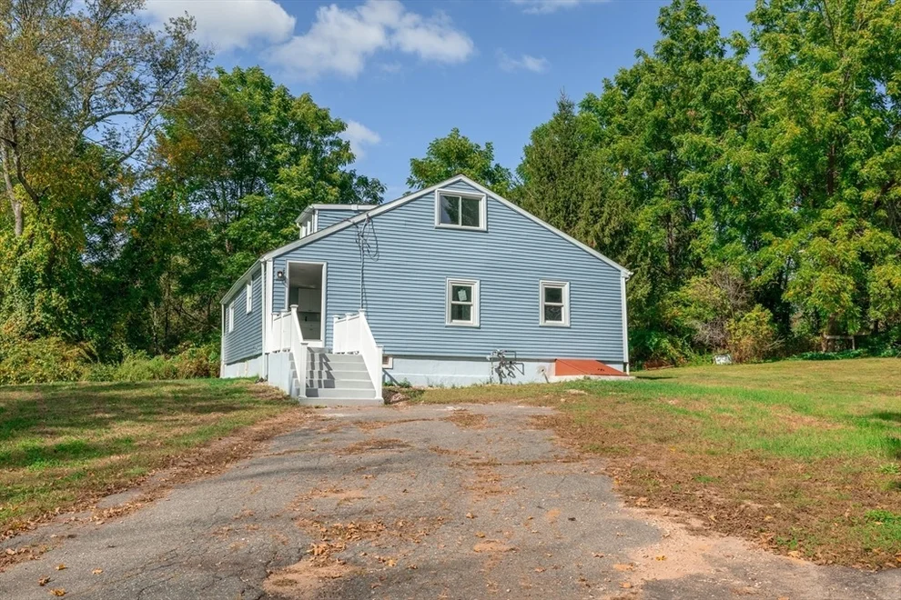 Unit for sale at 3 Old Ware Rd, West Brookfield, MA 01585