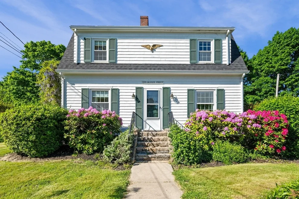 Unit for sale at 239 Granite St, Rockport, MA 01966