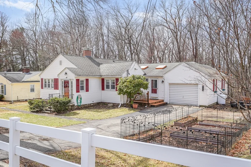 Unit for sale at 49 Homestead Road, Holden, MA 01520