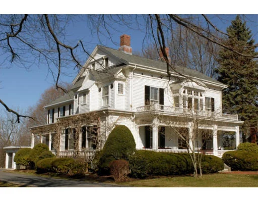 Unit for sale at 346 Main Street, Winchester, MA 01890