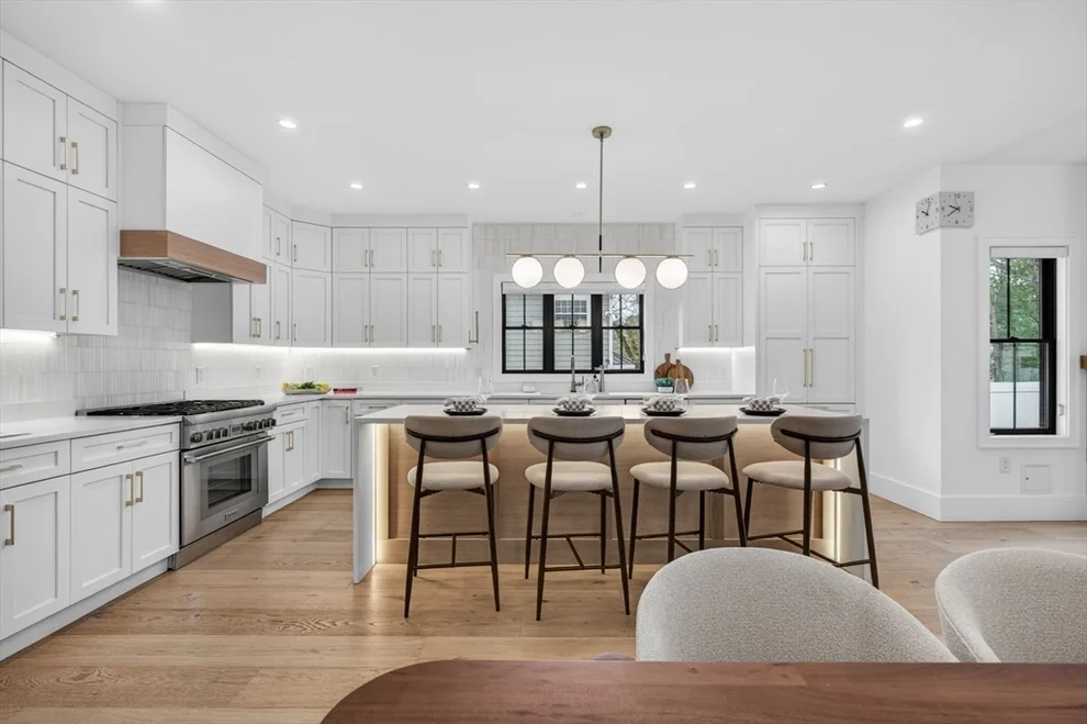 Unit for sale at 71 Cloverdale, Newton, MA 02461