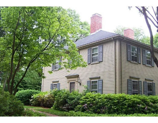 Unit for sale at 6 Russell Square, Lexington, MA 02420