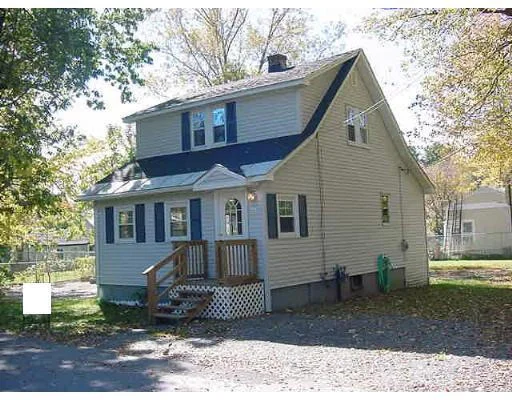 Unit for sale at 18 Florence Street, Lunenburg, MA 01462