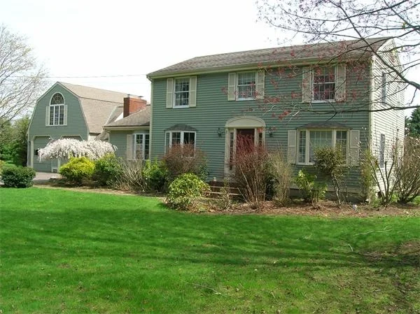 Unit for sale at 6 Sagamore Rd, Ipswich, MA 01938