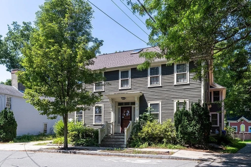 Unit for sale at 40 N Main St, Ipswich, MA 01938