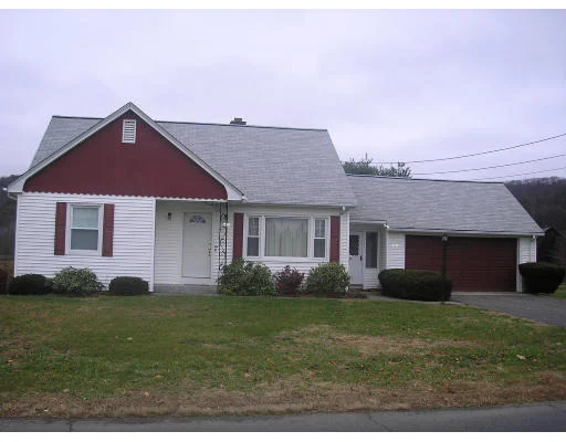 Unit for sale at 395 North West Street, Agawam, MA 01030
