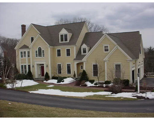 Unit for sale at 12 Andrea Drive, Hopkinton, MA 01748