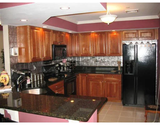 Unit for sale at 350 Greene St, North Andover, MA 01845