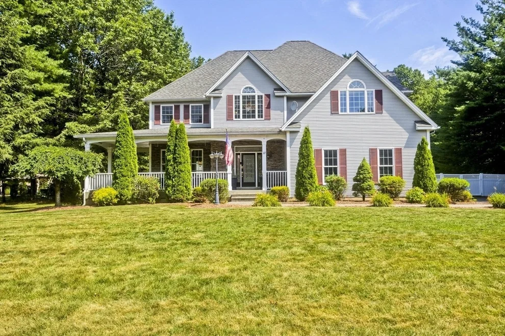 Unit for sale at 11 Lexington Cir, Southwick, MA 01077