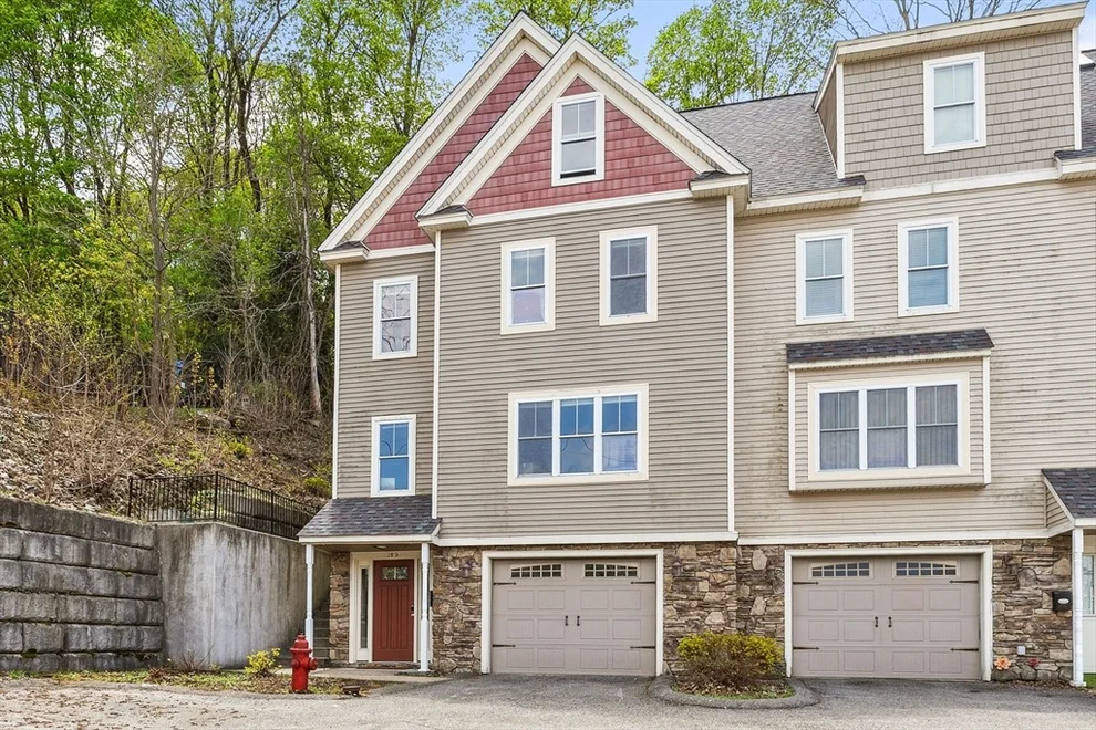 Unit for sale at 35 School St, Hudson, MA 01749