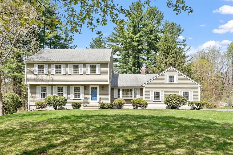 Unit for sale at 19 Buckboard Dr, Westford, MA 01886
